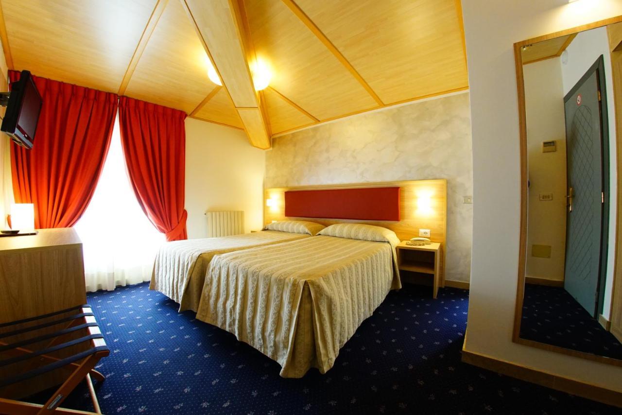 Hotel Le Torrette Galbiate Kültér fotó